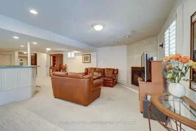 1374 Heritage Way Bsmt, Oakville, On L6m 3c9