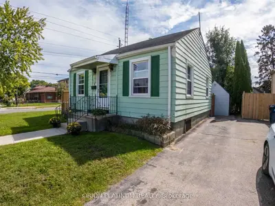 1 Mccallum Court, Toronto W07, On M8y 1m6