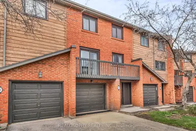 4156 Fieldgate Drive 32, Mississauga, On L4w 2n1