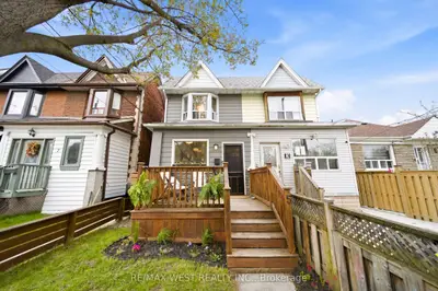 5 Norval Street, Toronto W03, On M6n 3z1