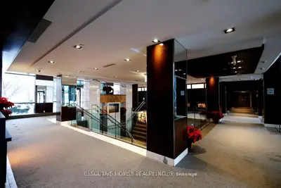225 Sherway Gardens Road Ph101, Toronto, On M9c 0a3