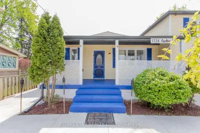 1328 Cawthra Road, Mississauga, On L5g 4k9
