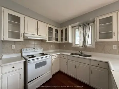 2625 Lundene Road Lower, Mississauga, On L5j 3y8