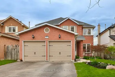 2485 Newport Street, Burlington, On L7m 3x7