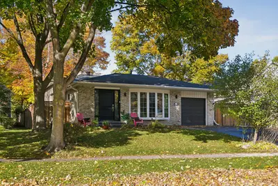2251 Carol Road, Oakville, On L6j 5k9