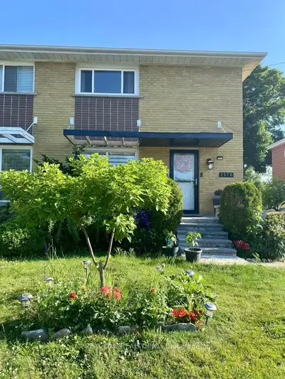 3578 Queenston Drive, Mississauga, On L5c 2g6