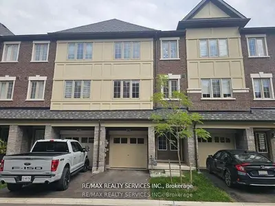 68 First Street 34, Orangeville, On L9w 2e4