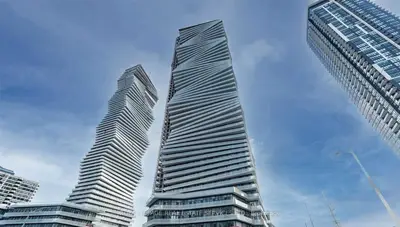 3900 Confederation Parkway 3003, Mississauga, On L5b 0m3
