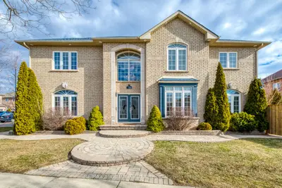2389 Grand Oak Trail, Oakville, On L6m 4v4