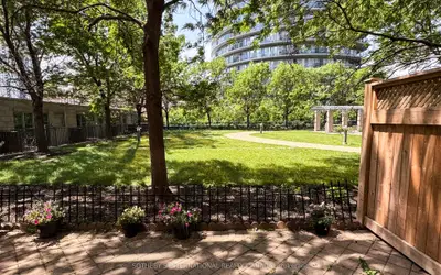 70 Absolute Avenue 306, Mississauga, On L4z 0a4