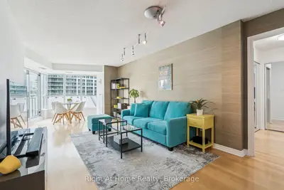 2111 Lake Shore Boulevard W 605, Toronto, On M8v 4b2