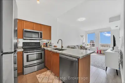 388 Prince Of Wales Drive 2811, Mississauga, On L5b 0a1