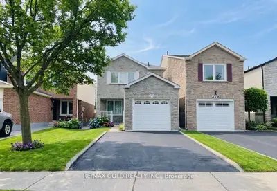4334 Lee Drive, Mississauga, On L4w 4a8