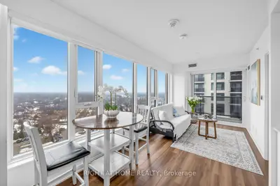 30 Samuel Wood Way 1404, Toronto W08, On M9b 0c9