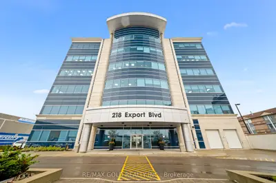 303-218 Export Boulevard, Mississauga, On L5s 1y4