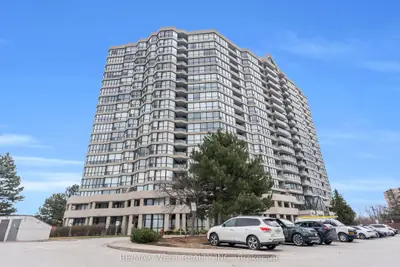 5 Rowntree Road 1403, Toronto W10, On M9v 5g9