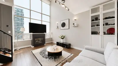 250 Manitoba Street 832, Toronto W06, On M8y 4g8