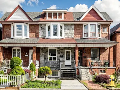 26 Millicent Street, Toronto W02, On M6h 1w4