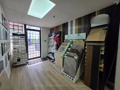 18a Strathearn Avenue 24, Brampton, On L6t 4x7