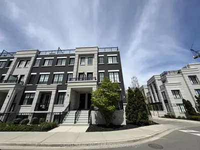 657 Cricklewood Drive 520, Mississauga, On L5g 0b8