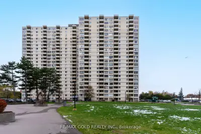 340 Dixon Road 513, Toronto W09, On M9r 1t1