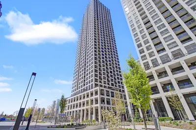 36 Elm Drive W 3202, Mississauga, On L5b 0n3
