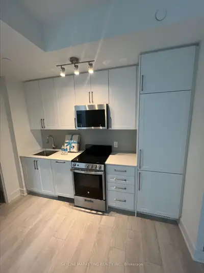 2450 Old Bronte Road 319, Oakville, On L6m 5p6