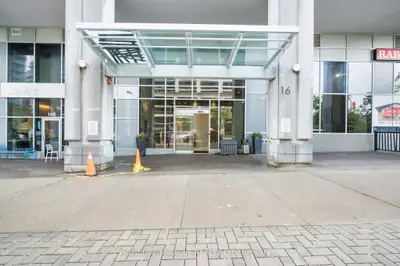 16 Brookers Lane 2604, Toronto W06, On M8v 0a5
