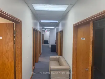4304 Village Centre Court Upper, Mississauga, On L4z 1s2