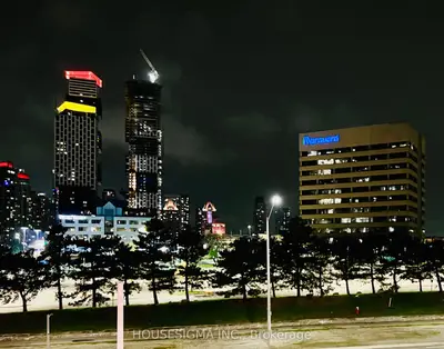 4033 Hurontario Street 312, Mississauga, On L4z 0b8