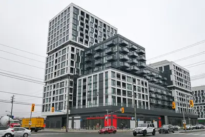 #430 1007 The Queensway, Toronto W08, On, M8z 0h4
