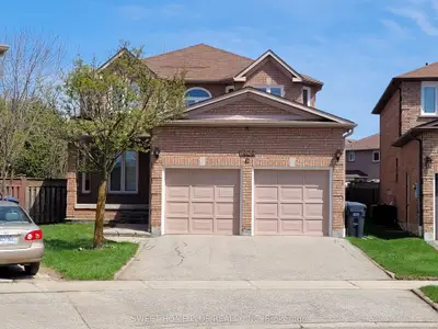 1406 Rimon Street, Mississauga, On L5v 1t9