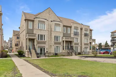 3050 Erin Centre Boulevard 112, Mississauga, On L5m 0p5