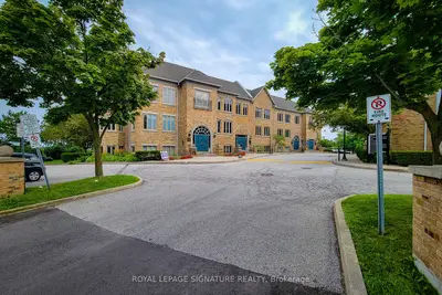 416 North Service Road E 300, Oakville, On L6h 5r2