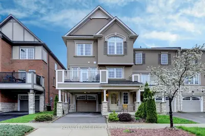 304 Sarah Cline Drive, Oakville, On L6m 0v7