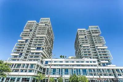 55 Speers Road 205, Oakville, On L6k 3r6