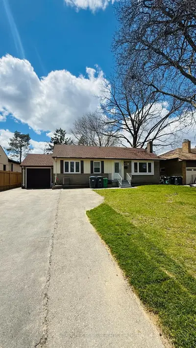 2140 Munden Road, Mississauga, On L5a 2r2