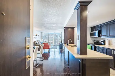 4205 Shipp Drive 1805, Mississauga, On L4z 2y9