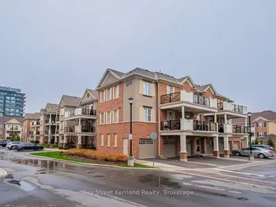 269 Georgian Drive 203, Oakville, On L6h 0l1