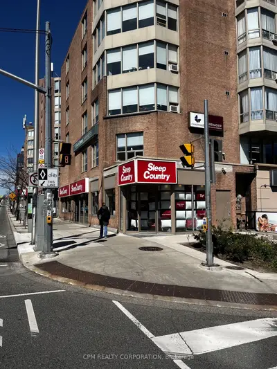 2100 Bloor Street W, Toronto W02, On M6s 1m7