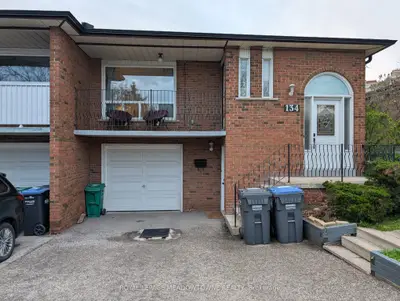 134 Chalfield Lane, Mississauga, On L4z 1l2