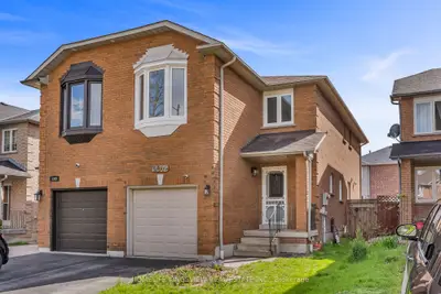 5502 Cosmic Crescent, Mississauga, On L4z 3r9