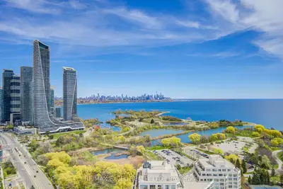 2269 Lake Shore Boulevard W 2105, Toronto W06, On M8v 3x6
