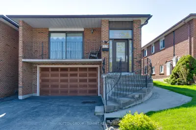 1571 Corkstone Glade, Mississauga, On L4w 2e8