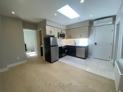 411 Roncesvalles Avenue 3b, Toronto W01, On M6r 2n1