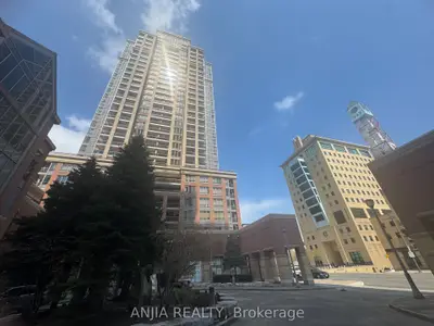 4090 Living Arts Drive 1901, Mississauga, On L5b 4m8