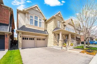 8 Kearny Avenue, Caledon, On L7c 3n9