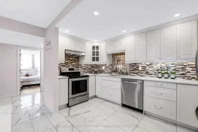 20 Speers Road 605, Oakville, On L6k 3r5