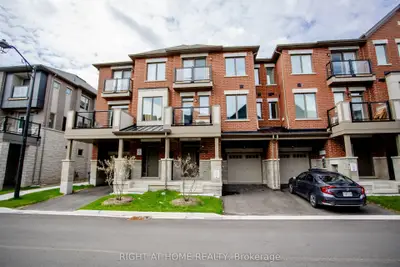 5116 Vetere Street, Mississauga, On L5m 2s8