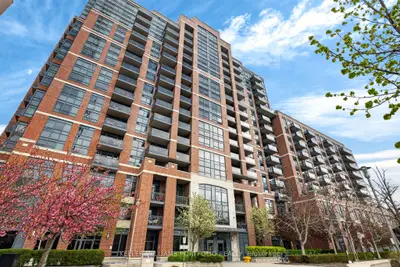 61 Heintzman Street 819, Toronto W02, On M6p 5a2